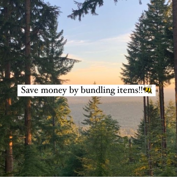 Welcome to my closet🦕 - Picture 3 of 3